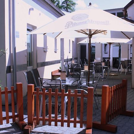 חרודים Penzion A Caferestaurant U Lavky מראה חיצוני תמונה